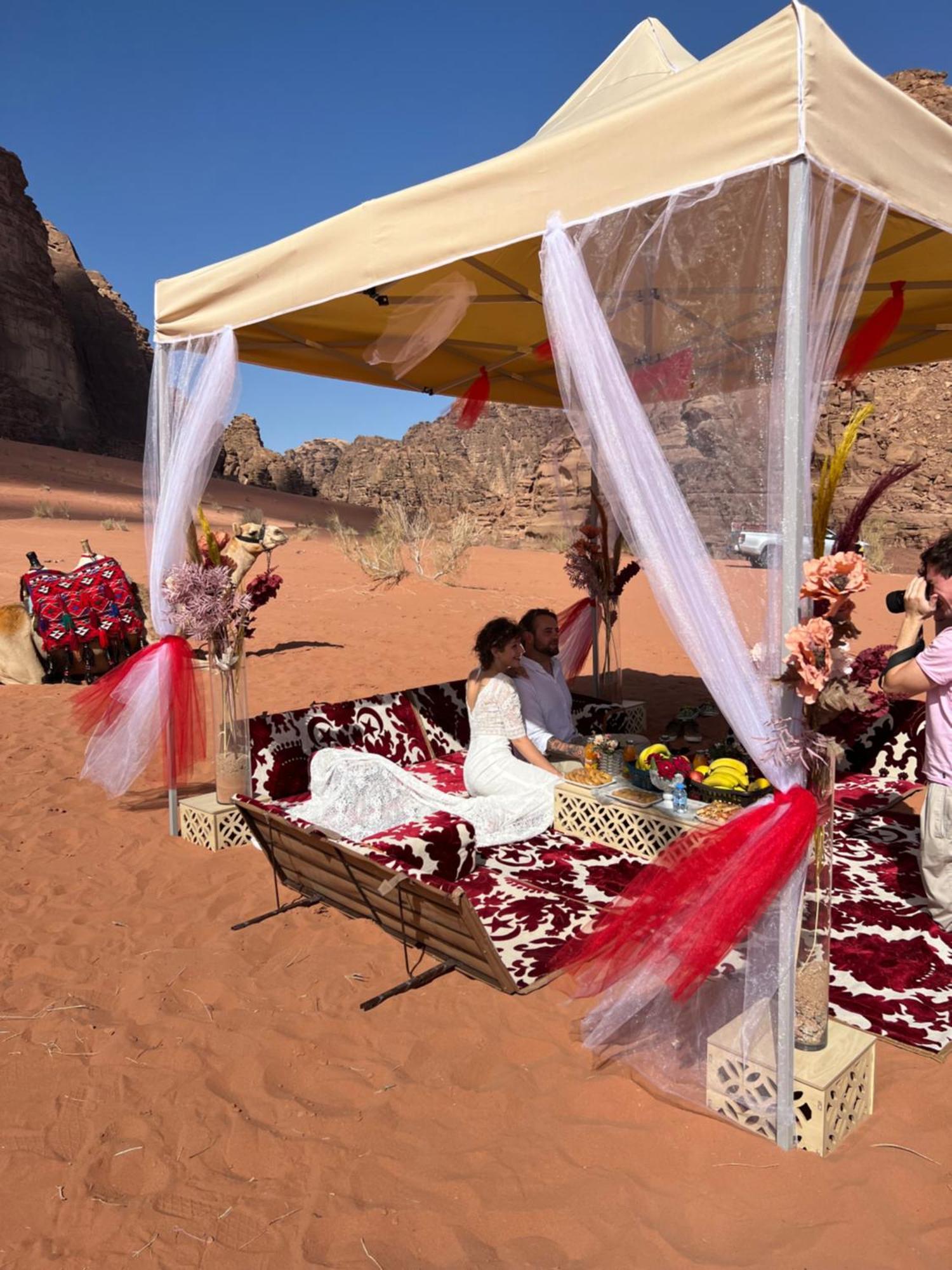 Wadi Rum Rose Luxury Camp Exterior foto